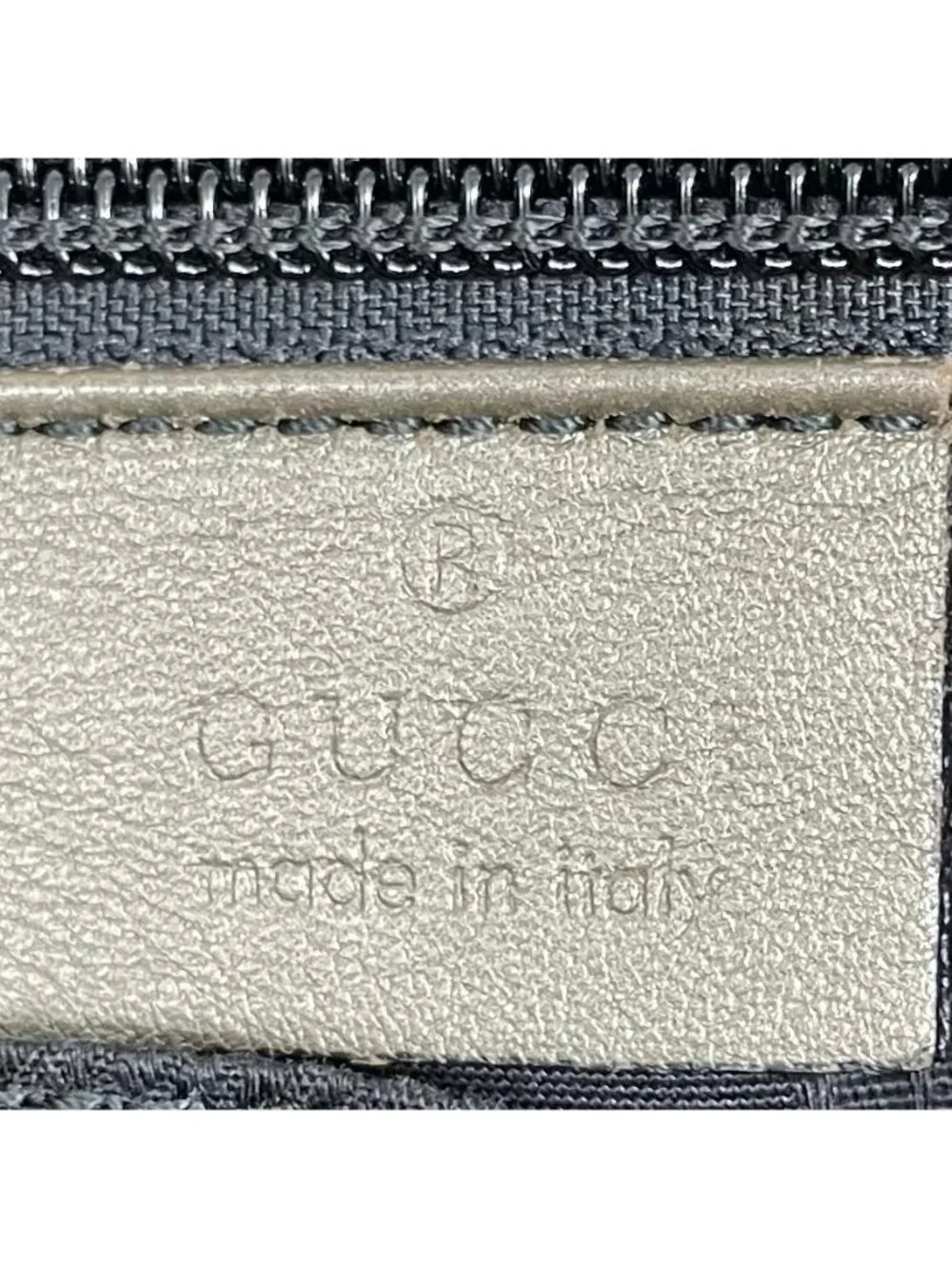 ★SOLD★ Gucci GG Supreme Shoulder Messenger Bag Business Travel - Picture 4 of 15